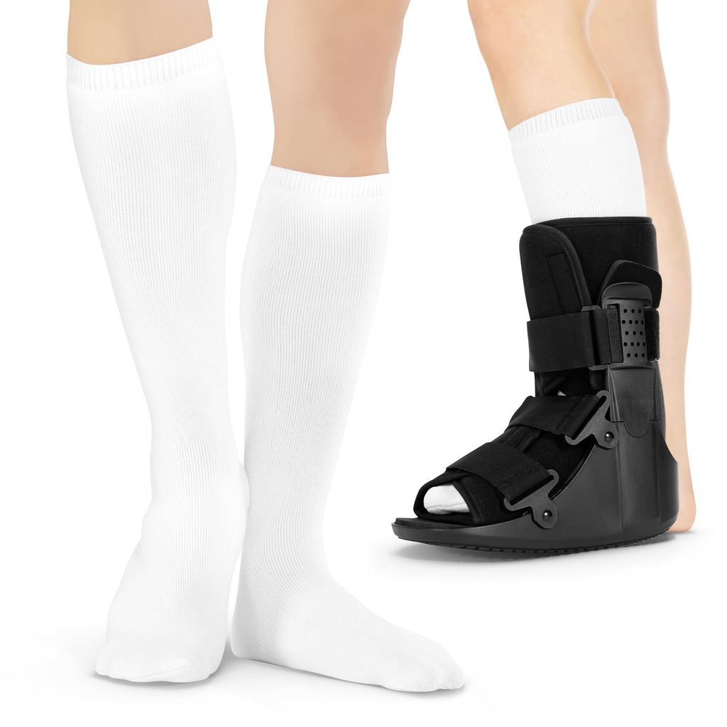1 Pair White Tube Sock Liners G55339