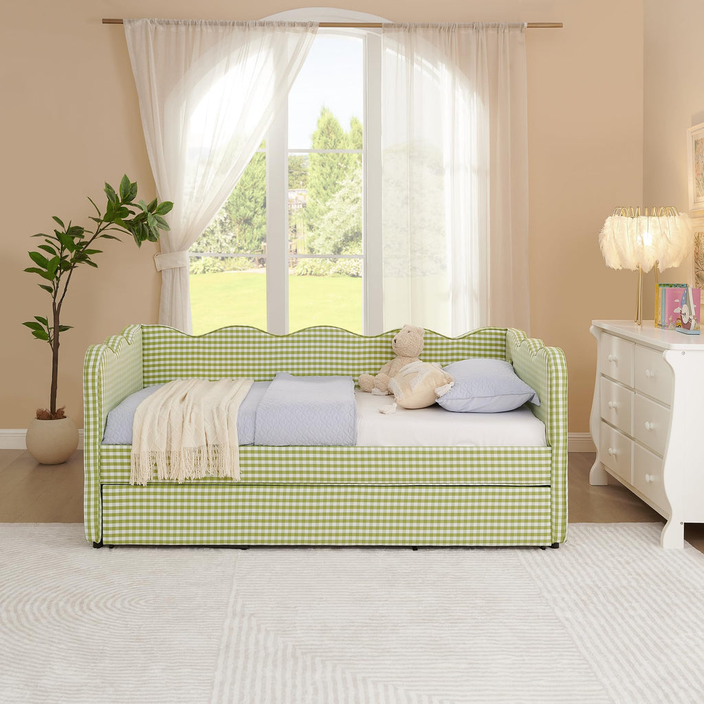 Twin Gingham Upholstered Daybed with Pop Up Trundle Bed P66502