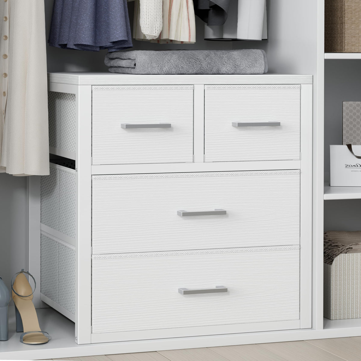 White 4 Drawer Dresser D878548